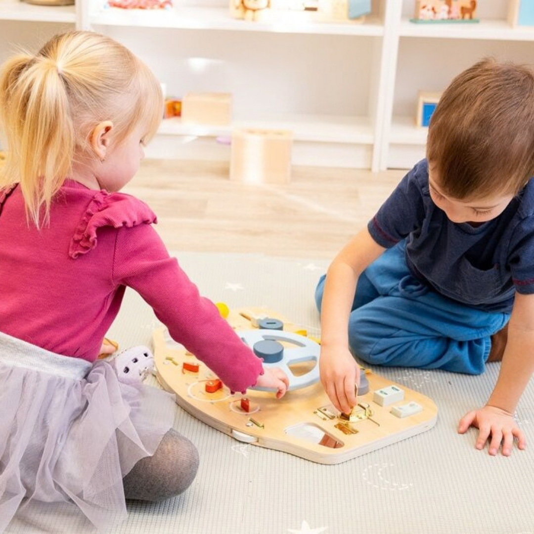 Дървено автомобилно табло с волан и ключалки 2Kids Toys – снимка 2